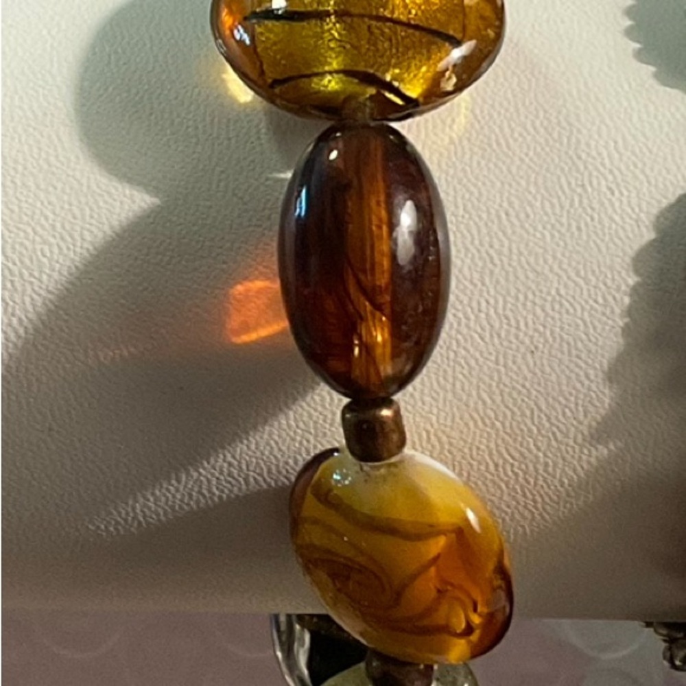 Chunky Amber and Brown Glass Beaded Stretch Bracelet - Picture 2 of 3